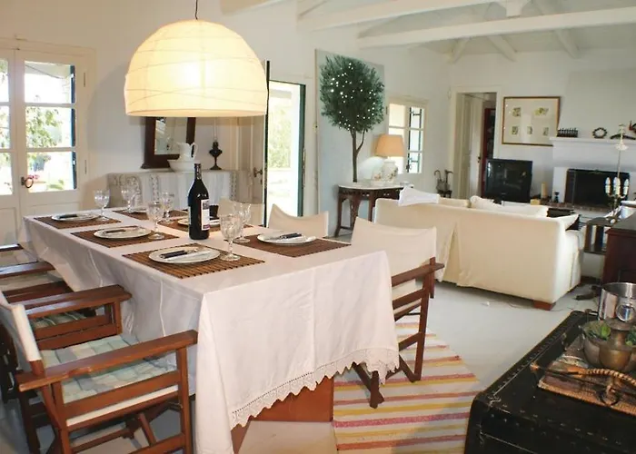 Casa Nostos 티실리비